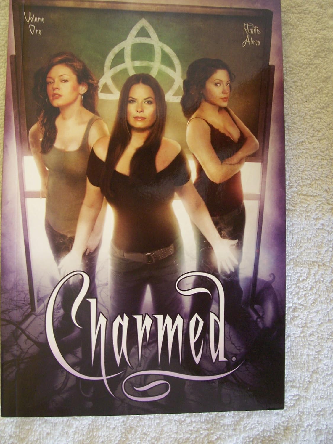 

Charmed Season 9 Volume 1 (Zenescope)