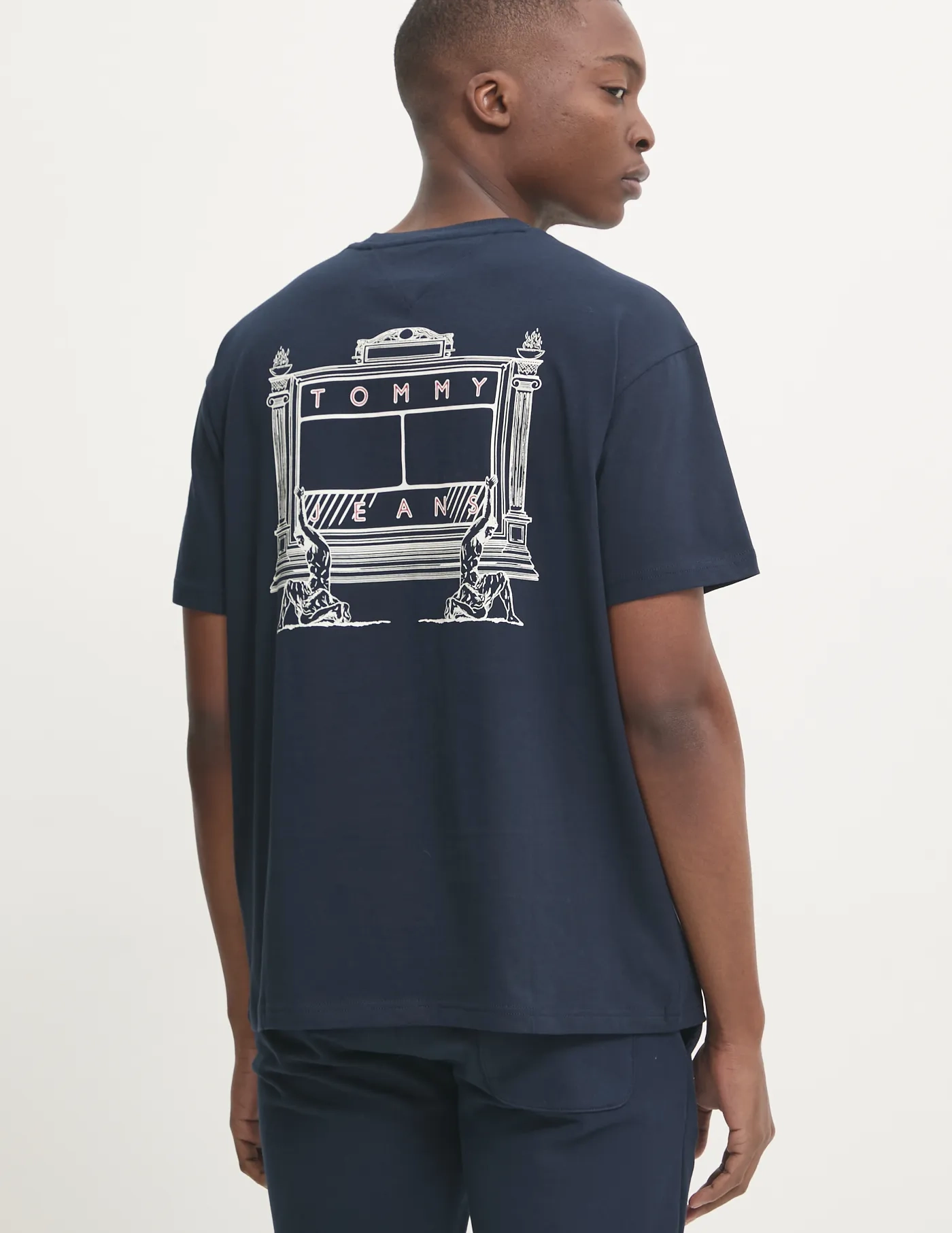 

Хлопковая футболка Tommy Jeans, темно-синий