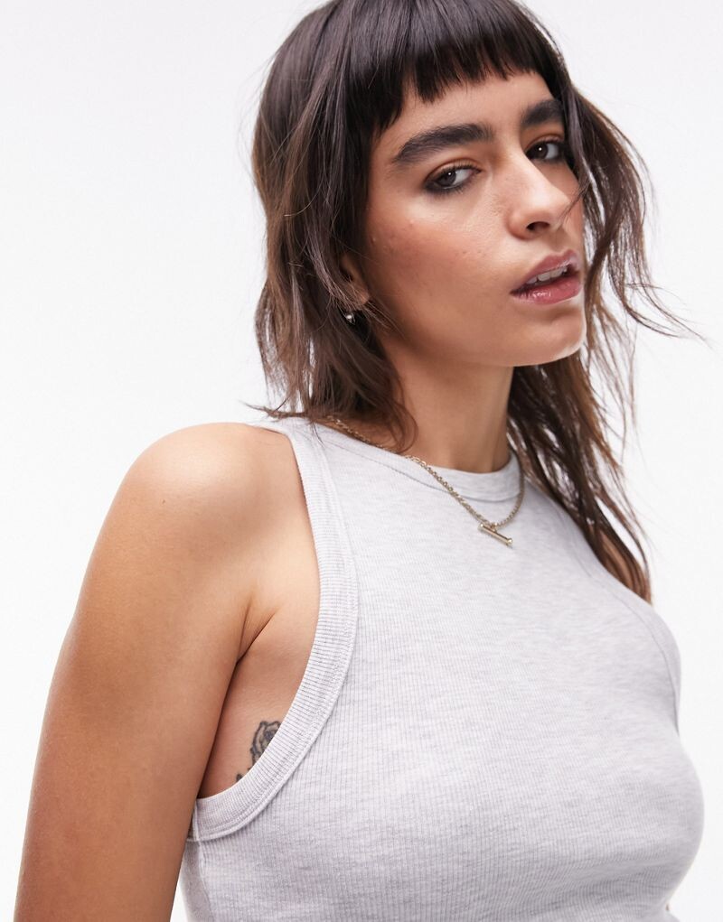 

Topshop – топ без рукавов в рубчик серого цвета