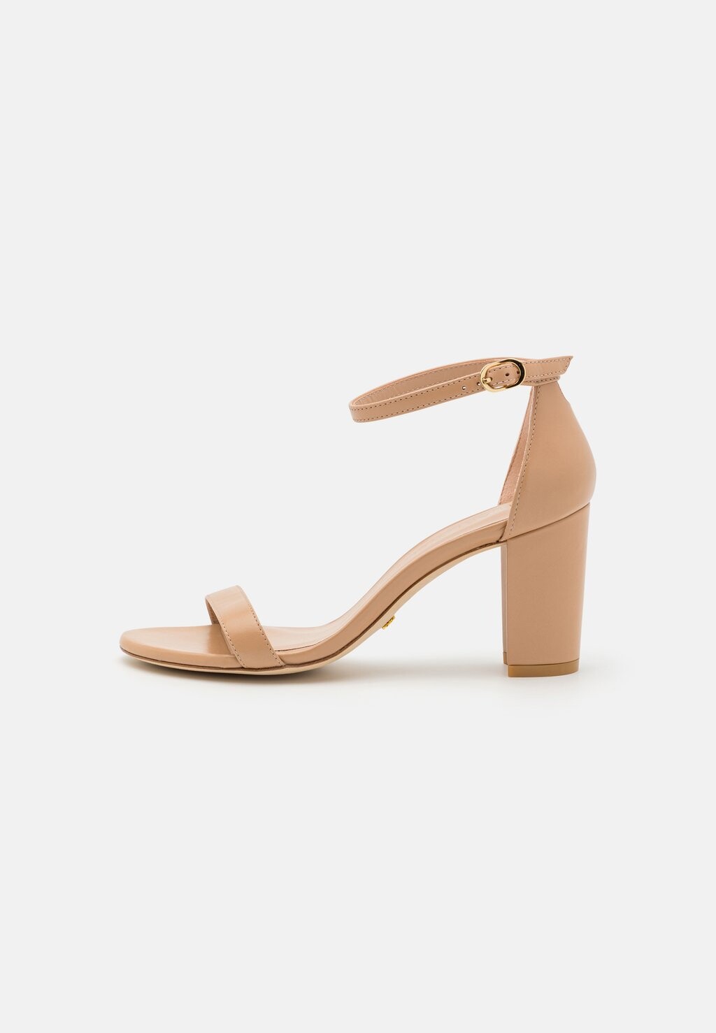 

Сандалии Nearly Stuart Weitzman, цвет nude