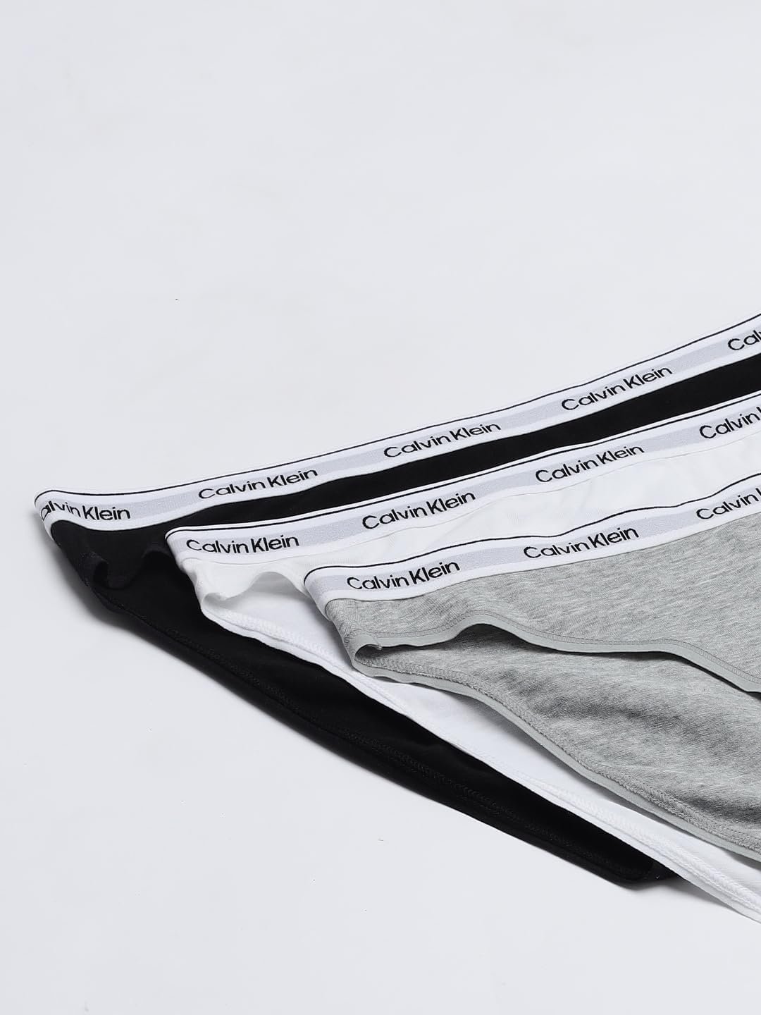 Комплект из 3 женских трусиков-бикини Calvin Klein с современным логотипом, Black/White/Grey Heather — фото 4