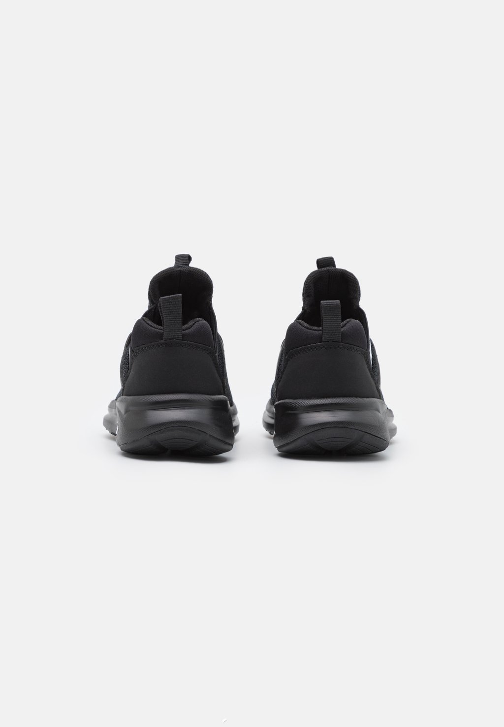 

Кроссовки ENZO 2 REFRESH AC UNISEX Puma, черный