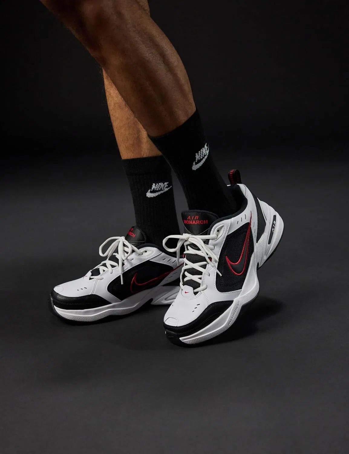 Кроссовки Nike Air Monarch IV для фитнеса (мужские), 3-White Black Varsity Red — фото 3