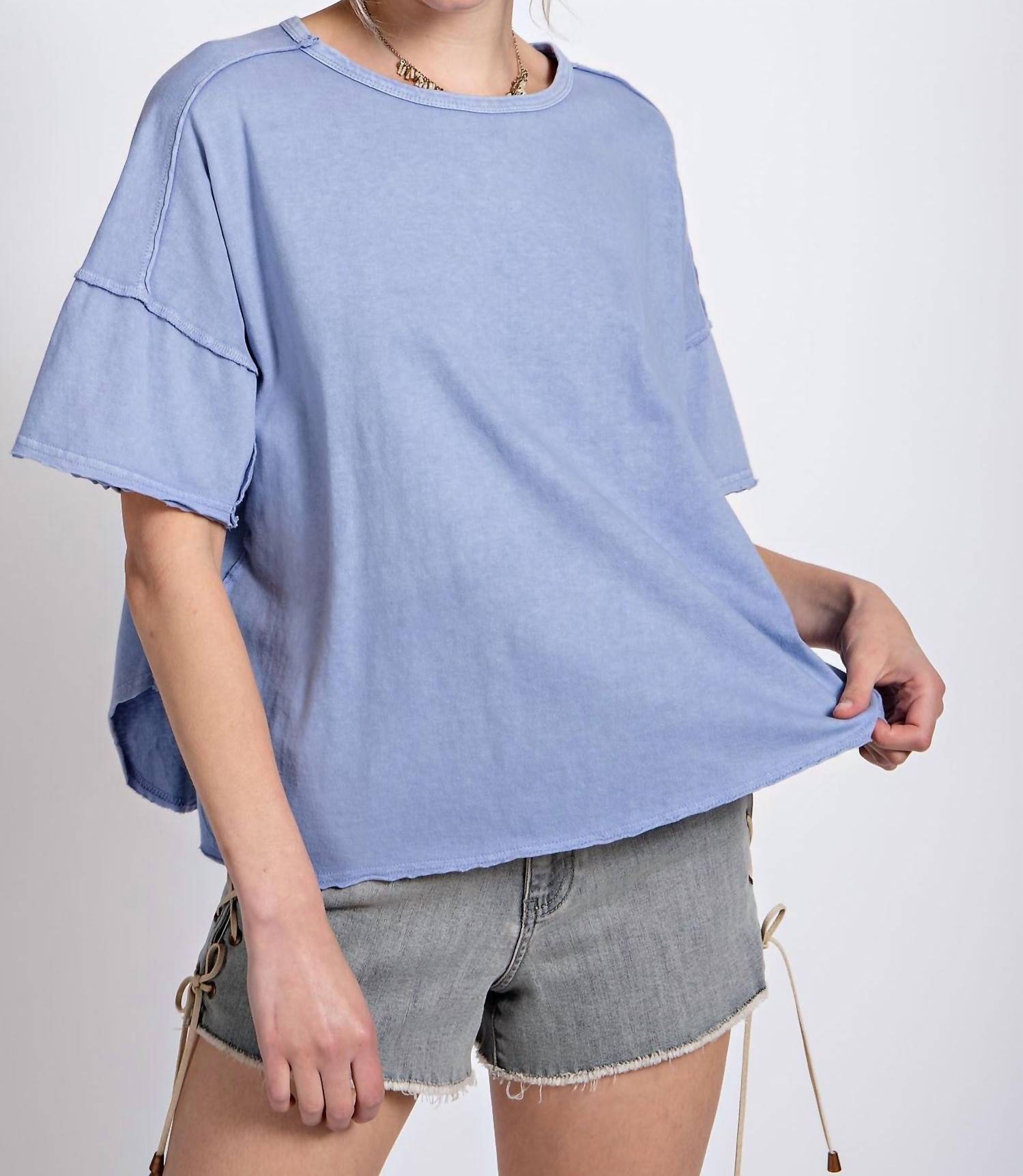 

Футболка Mineral Wash в цвете Periwinkle Easel