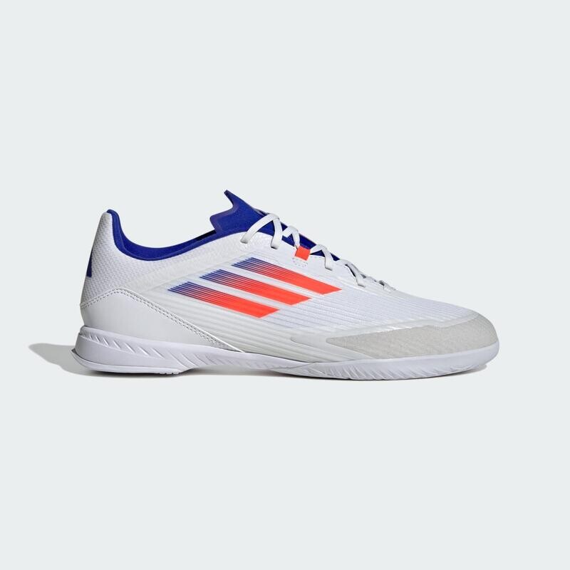 

Футбольные бутсы Adidas, цвет weiss/zinnoberrot/blau