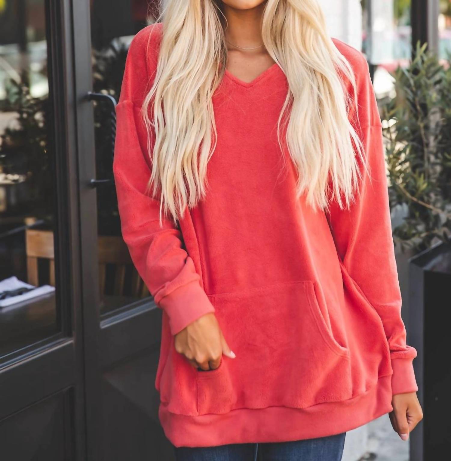 

Мягкий оверсайз свитер Megan в коралловом цвете Tickled Teal