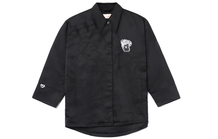

Женская куртка LiNing Badfive, черная
