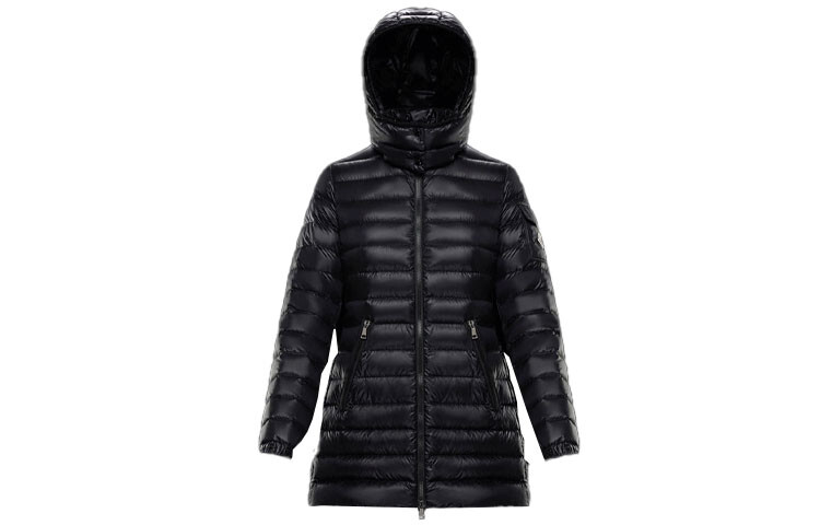 

Пуховик женский черный Moncler