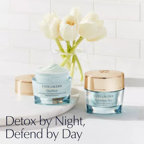 Сыворотка Estée Lauder — Мини-Дневной с улучшенной мультизащитой и антиоксидантами, для нормальной/комбинированной, 49 мл — фото 2