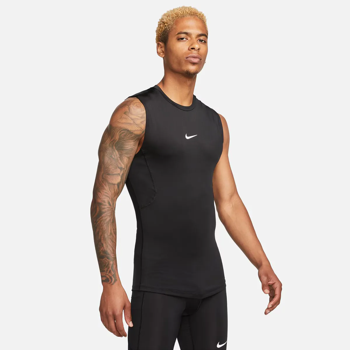 

Мужская футболка Nike Pro, черный