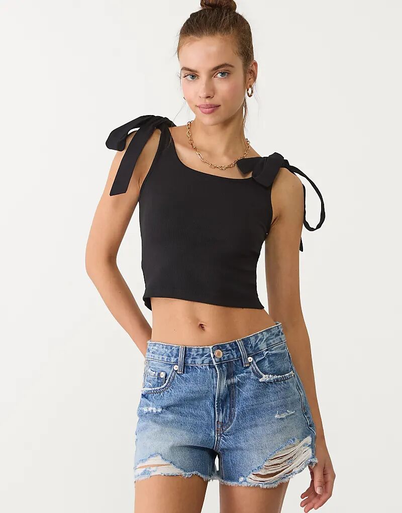 

Контрастный топ Stradivarius с завязками черного цвета