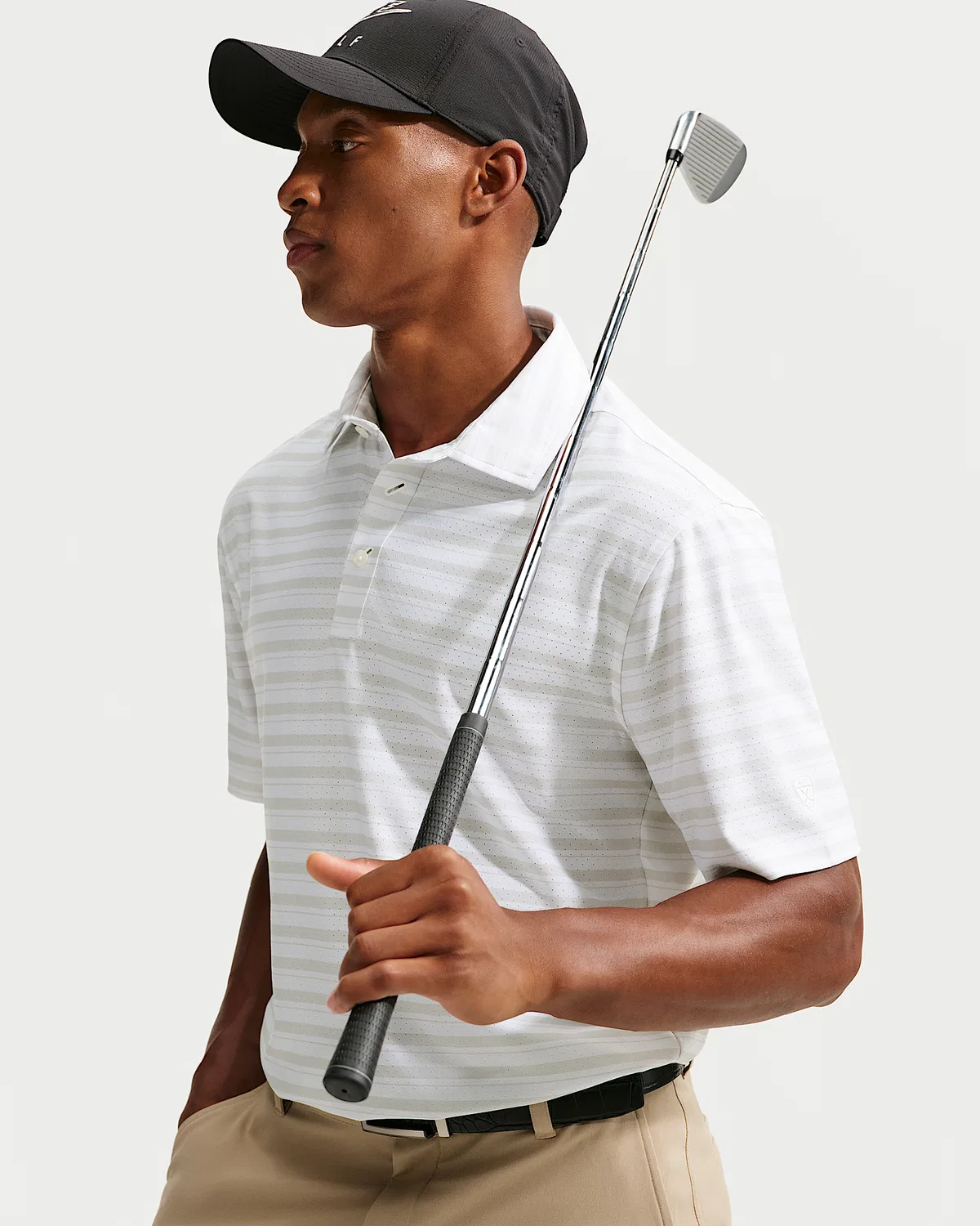 Мужское поло Nike Tailored Performance Dri-FIT Golf, White/Photon Dust/White — фото 3