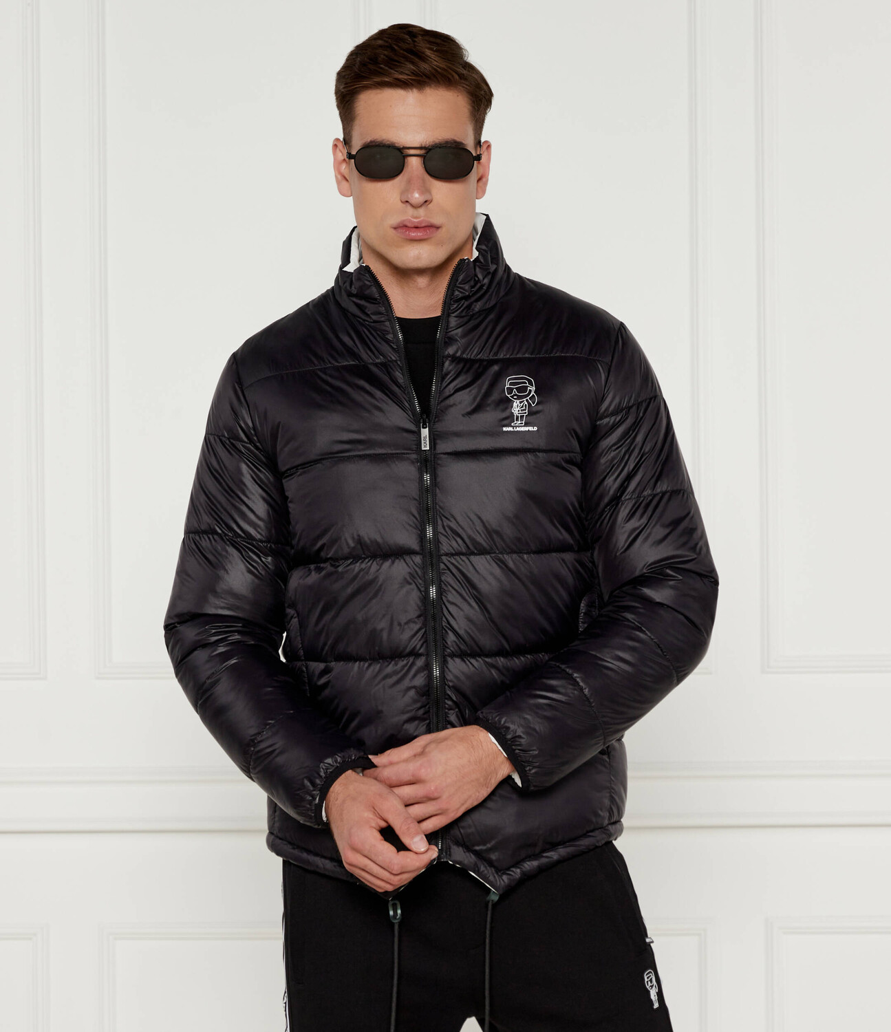 

Куртка Karl Lagerfeld Regular Fit, черный