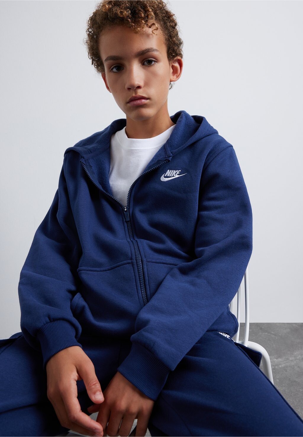 

Толстовка на молнии Club Unisex Nike, цвет midnight navy/white