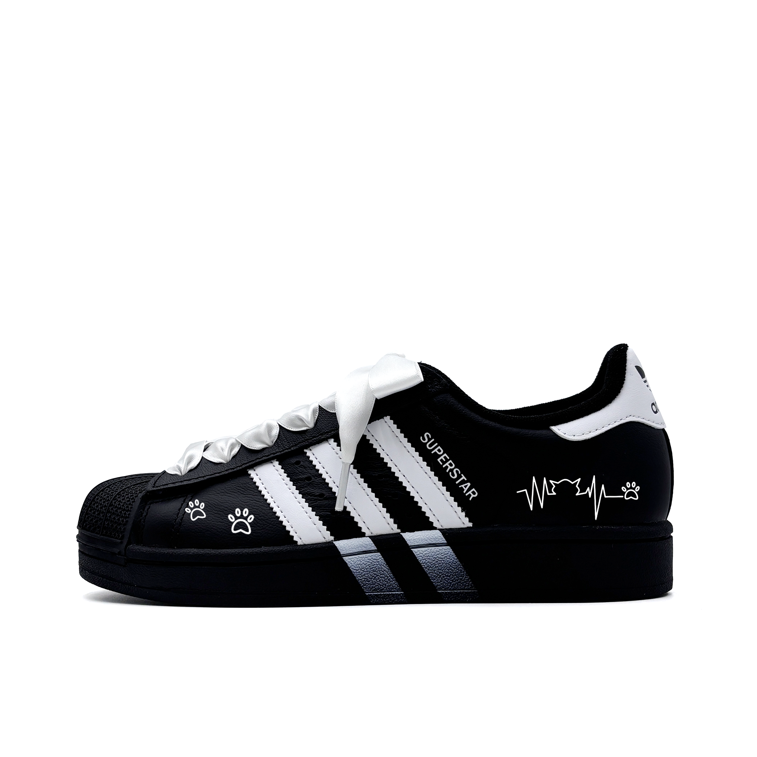 

Superstar 2 Heartfelt Cat Paw Slip Resistant Abrasion Resistant Low top детские скейтборд кроссовки Adidas Originals, черный белый