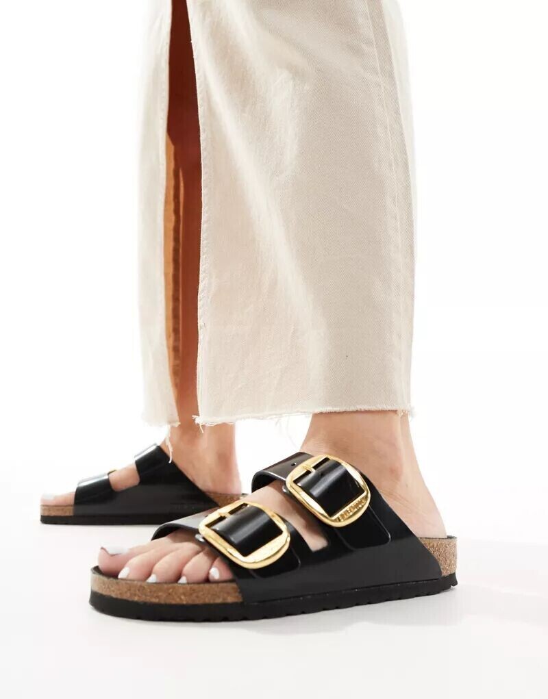 

Черные блестящие босоножки с большими пряжками Birkenstock Arizona