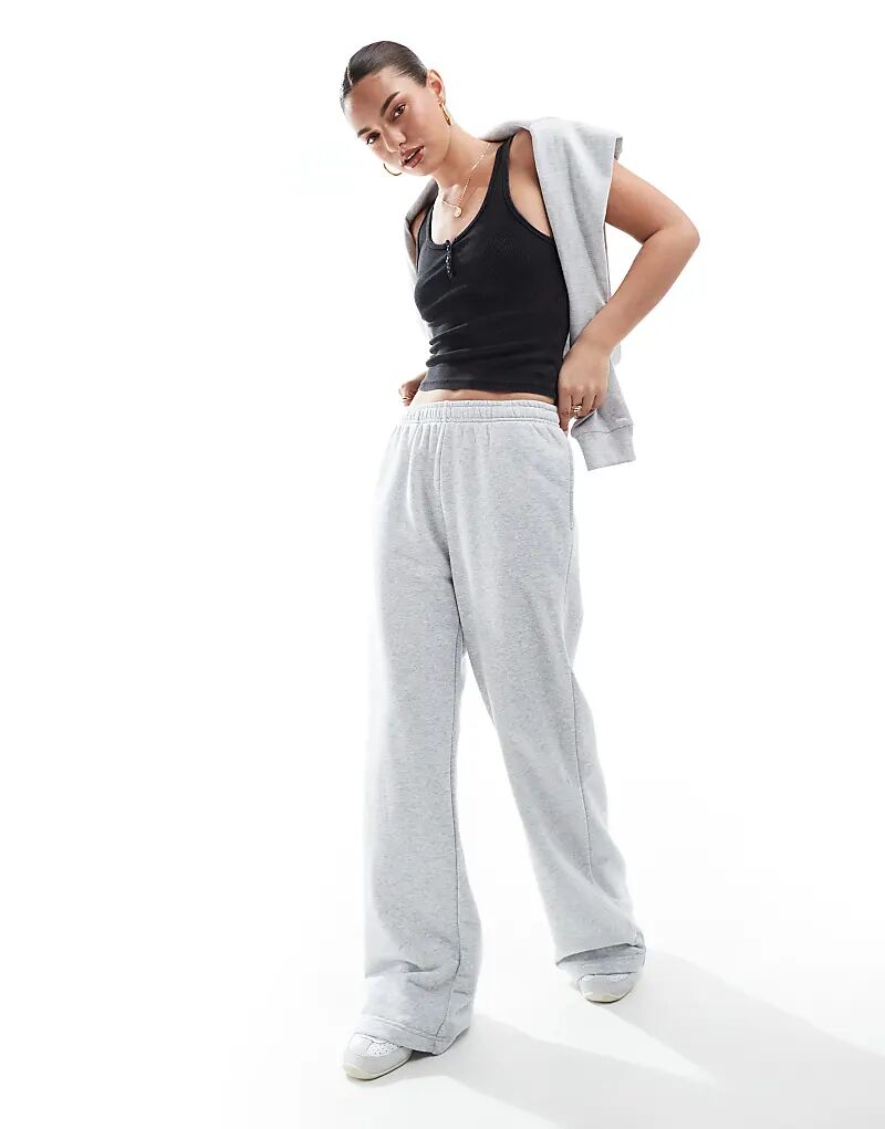 

Классические флисовые спортивные брюки широкого кроя Cotton On серого цвета Cotton On