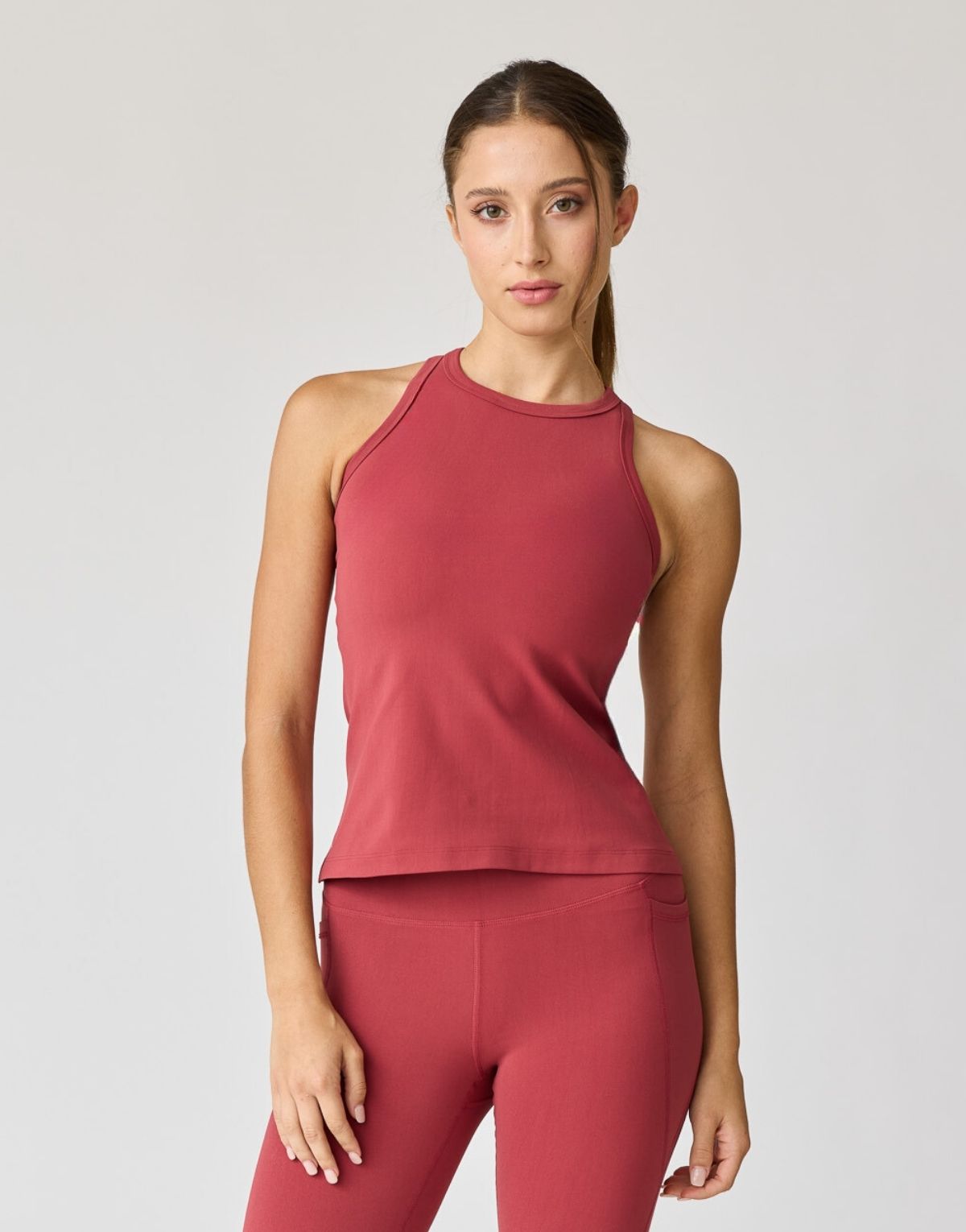 

Майка женская AVA Active, цвет clay red
