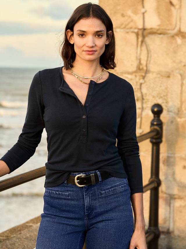 

Чесси роскошный топ хенли Baukjen, цвет Classic Navy