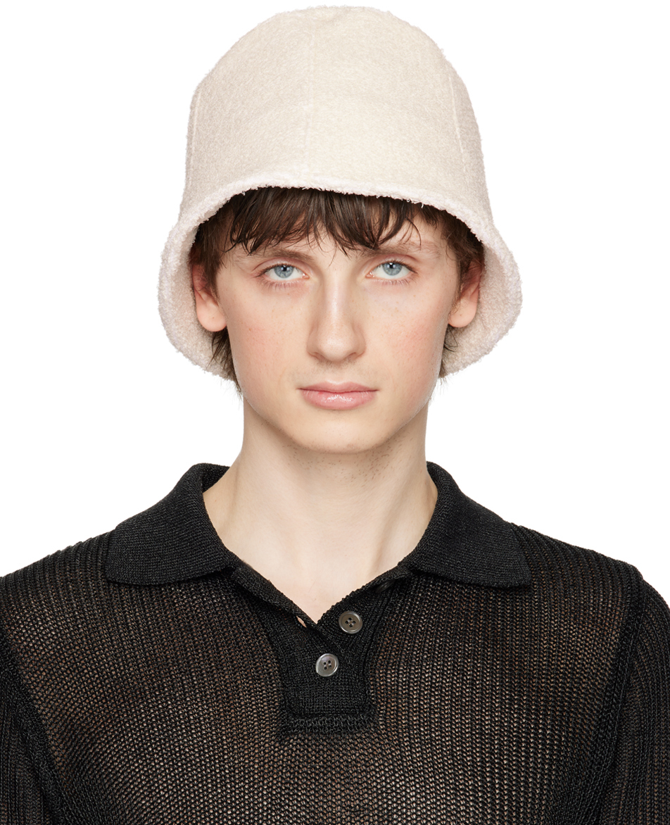 

Белая пушистая панама LOW CLASSIC