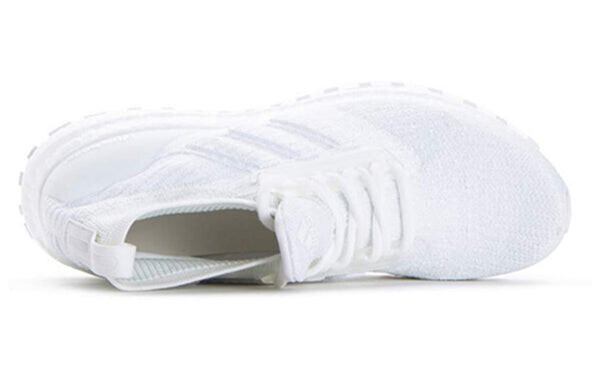 Кроссовки ultraboost atr mid Adidas, белый — фото 2