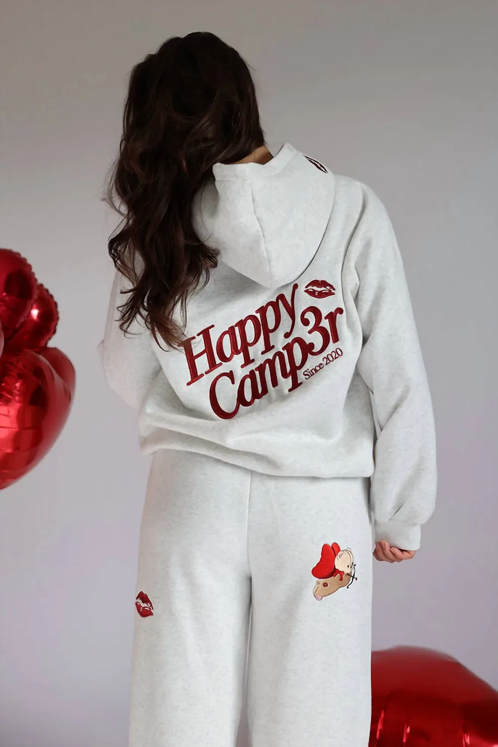 The Happy Camp3r Худи Sweet Like Cherry в сером меланжевом цвете — фото 2