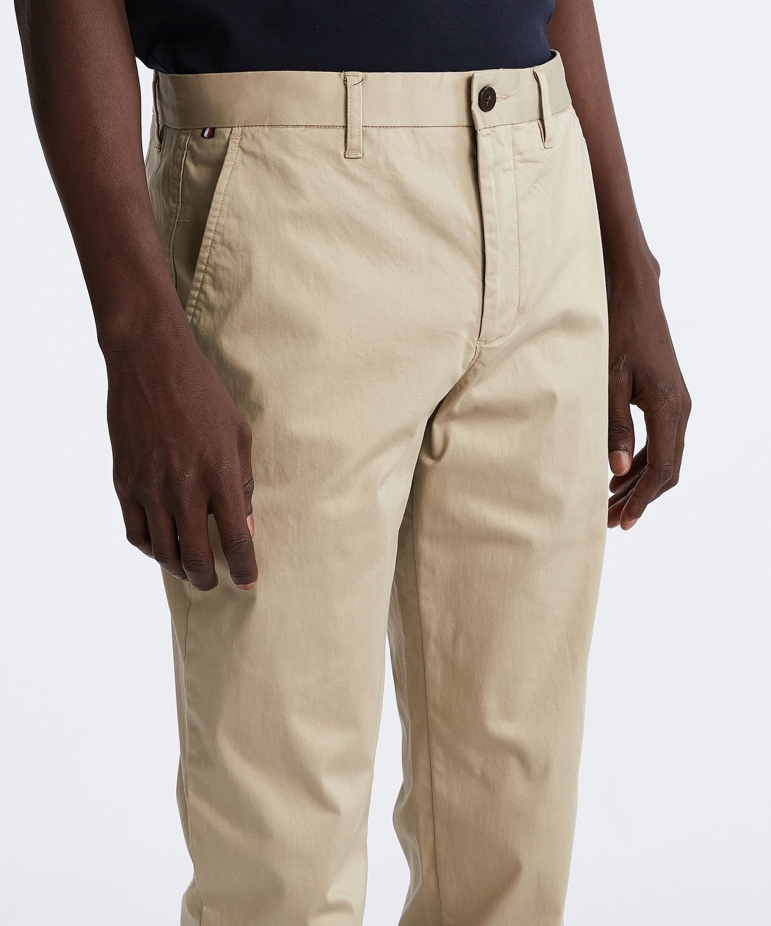 Брюки-чиносы Denton из хлопкового атласа TOMMY HILFIGER, Beige AEG — фото 3