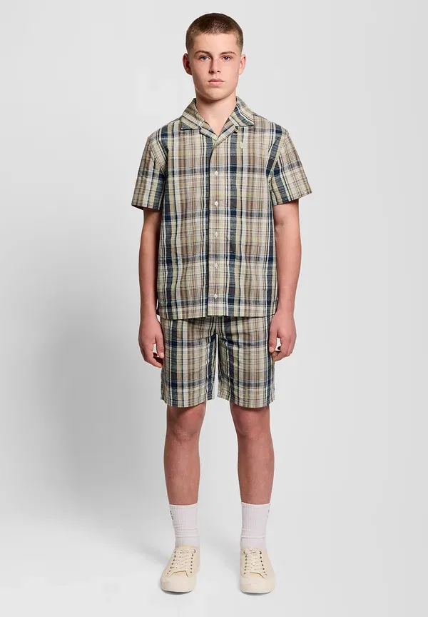 Шорты Lyle & Scott, травяной зеленый