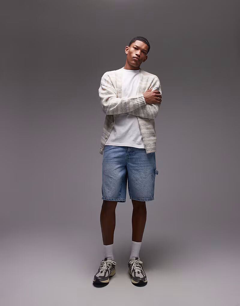 

Короткие джинсовые шорты Topman Carpenter светло-голубого цвета