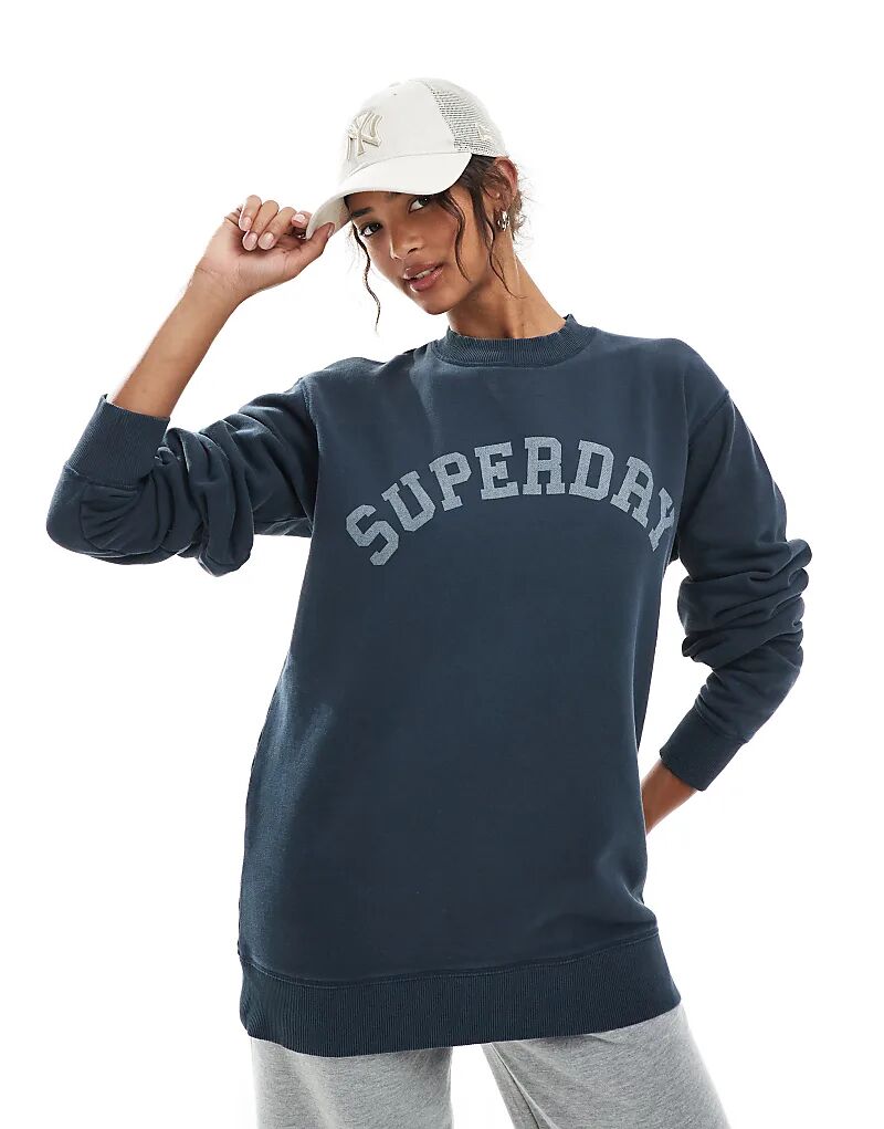 

Свободная толстовка Superdry Athletic essentials Crew в цвете Eclipse Navy