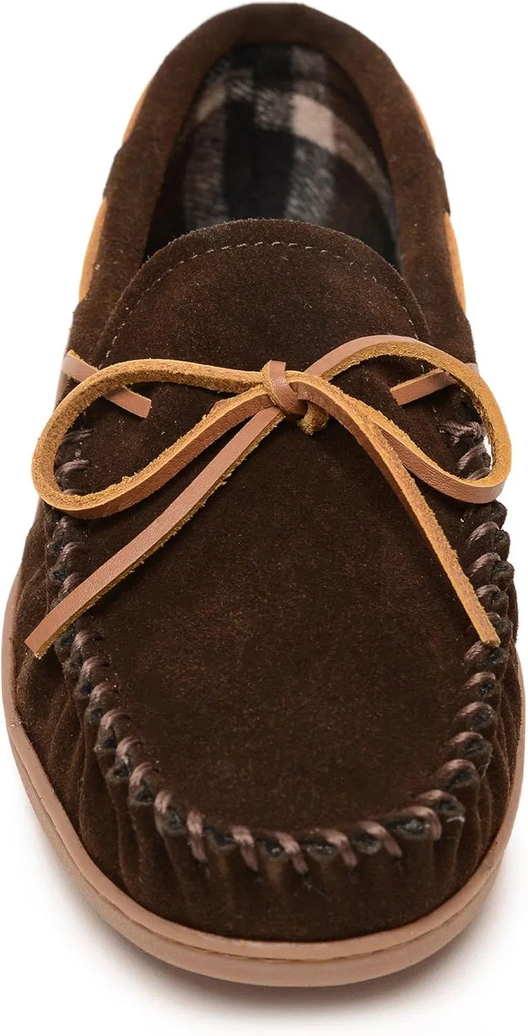 Мужские мокасины Minnetonka с клетчатой ​​подкладкой и жесткой подошвой. Верх из замши, резиновая подошва, мягкая внутренняя отделка, флисовая подкладка, кожаные шнурки и традиционный дизайн мокасин, Chocolate — фото 2