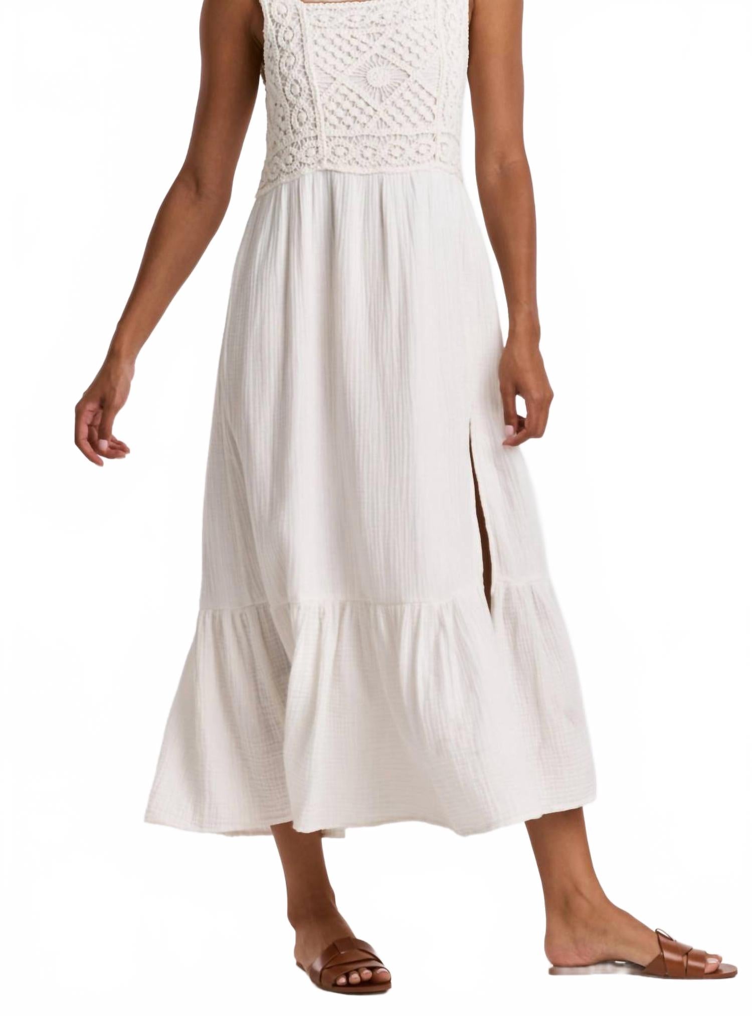 

Платье Chasity в белом цвете DEAR JOHN DENIM