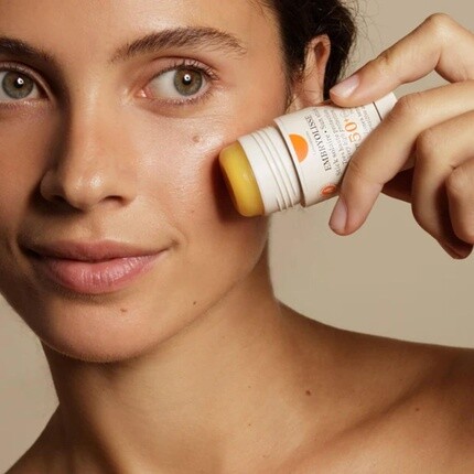 Embryolisse Sun Stick SPF50+ для лица и чувствительных зон 15г — фото 2