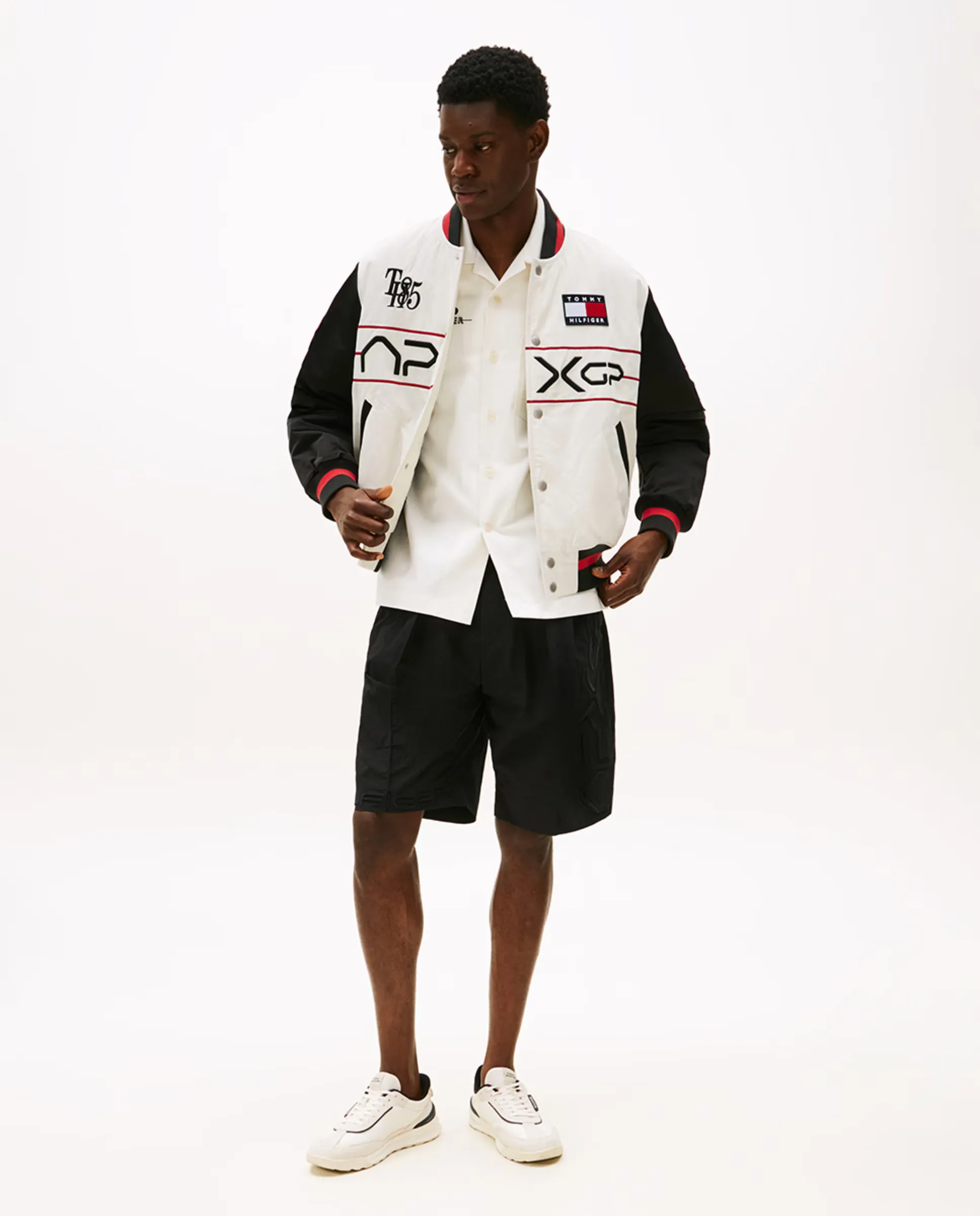 

Мужские технические бермуды с регулируемой талией Tommy Hilfiger, черный