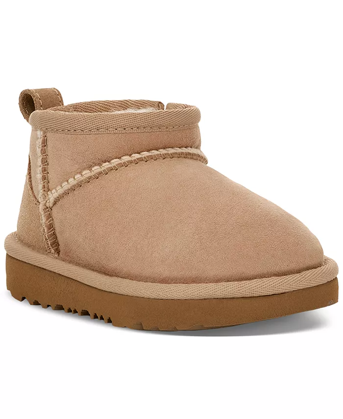 

Классические ультра-мини ботиночки для малышей UGG®, коричневый/бежевый