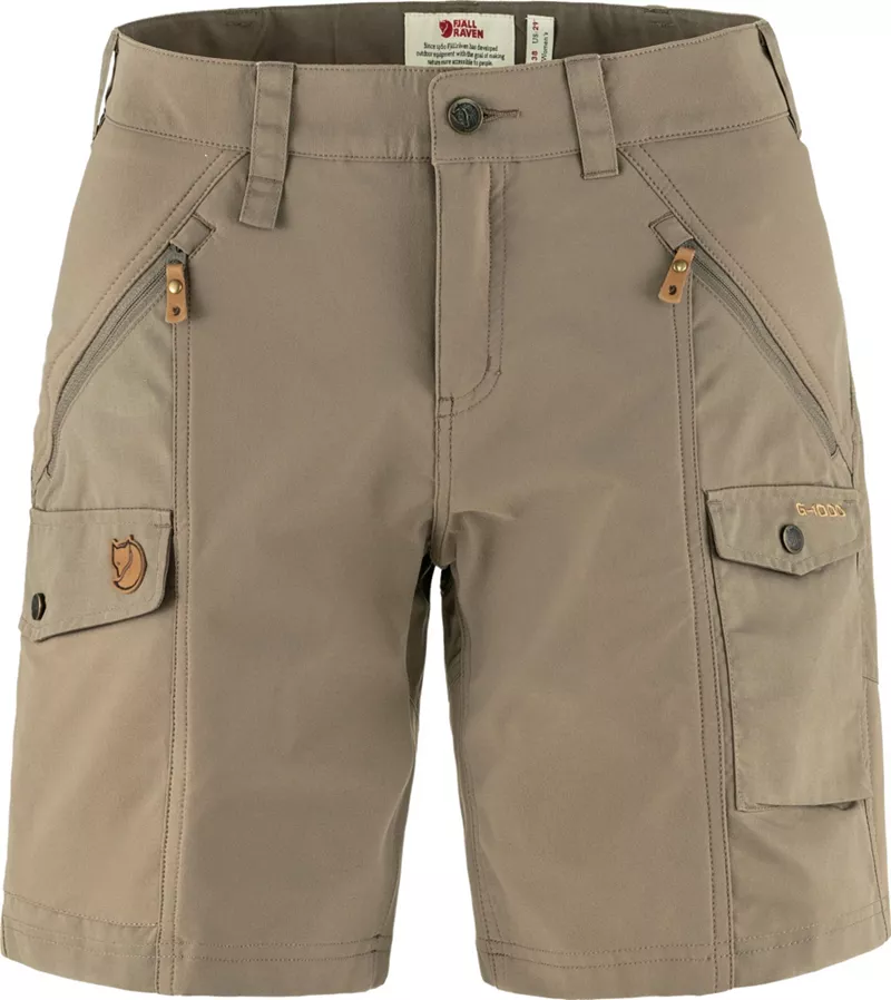 

Женские шорты Fjallraven Nikka изогнутой формы, цвет Suede Brown