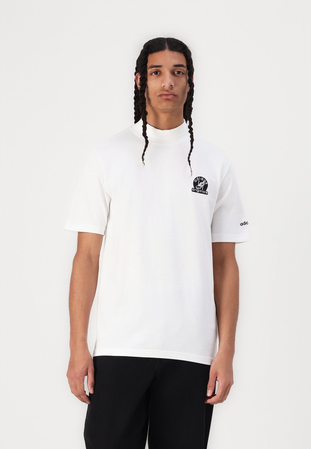 

Базовая футболка TEE adidas Originals, белый