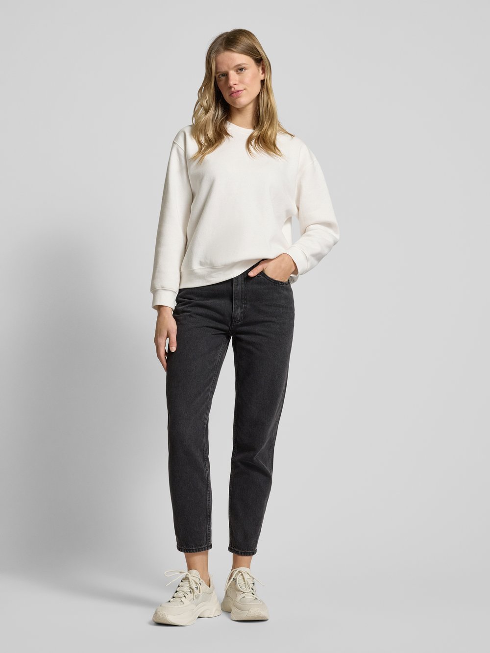 

Джинсы mom fit с пятью карманами Levi's 300, черный