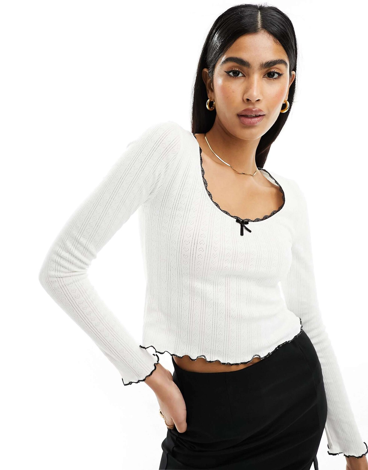 

Топ-пуанте ASOS с контрастным краем салата