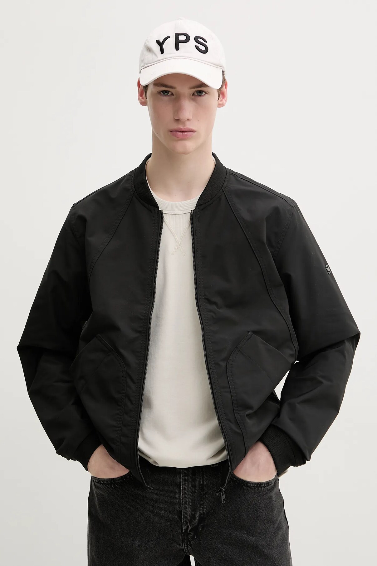 

Куртка-бомбер G-Star Raw, черный