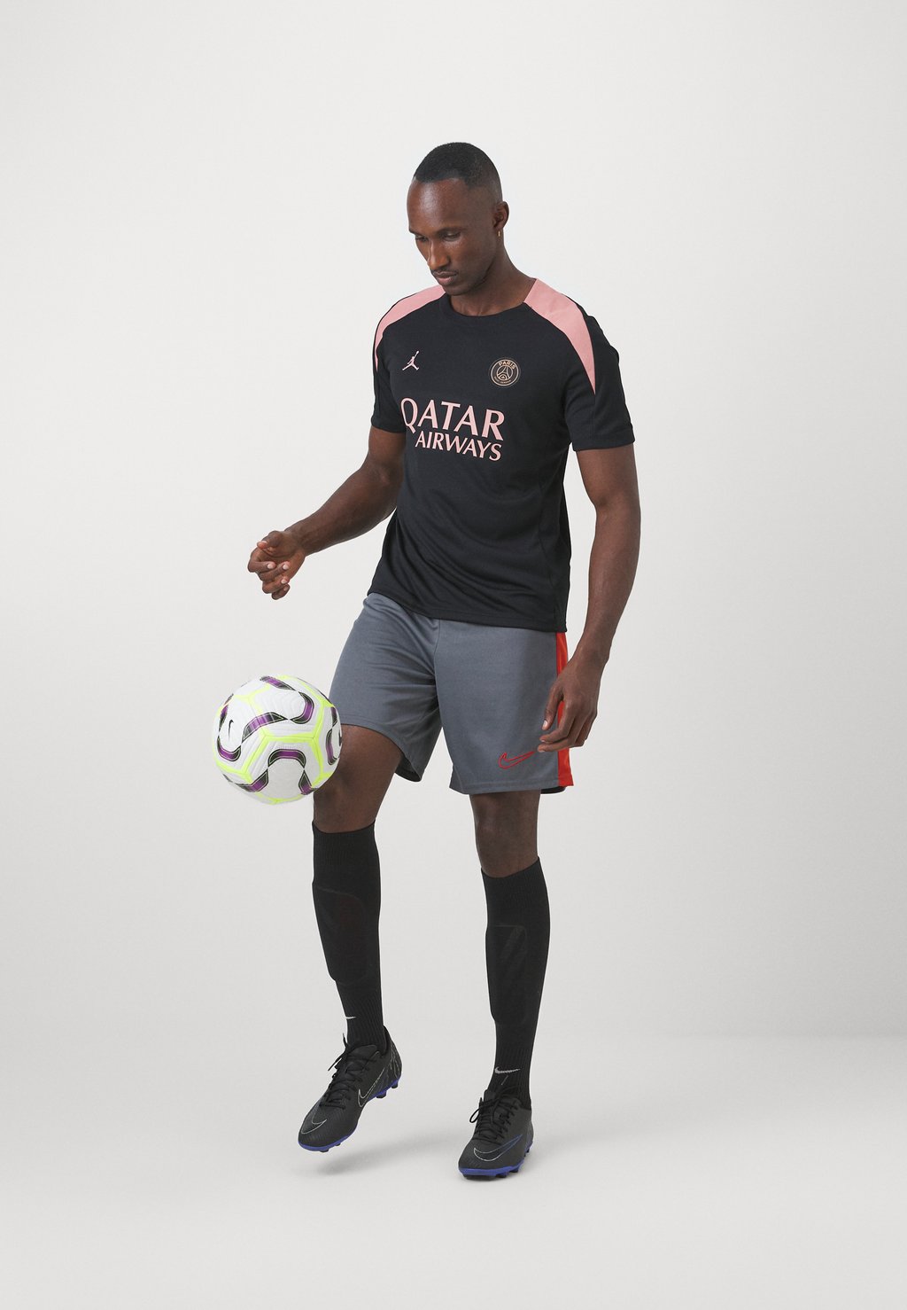 

Спортивная футболка PARIS ST GERMAIN NIKE DF STRIKE SHORT SLEEVES TOP THIRD Nike Performance, черный