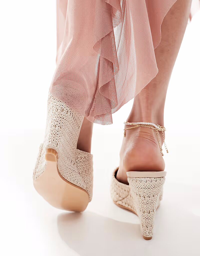 Гламурные босоножки Wide Fit на танкетке кремового цвета, связанные крючком Glamorous Wide Fit — фото 2