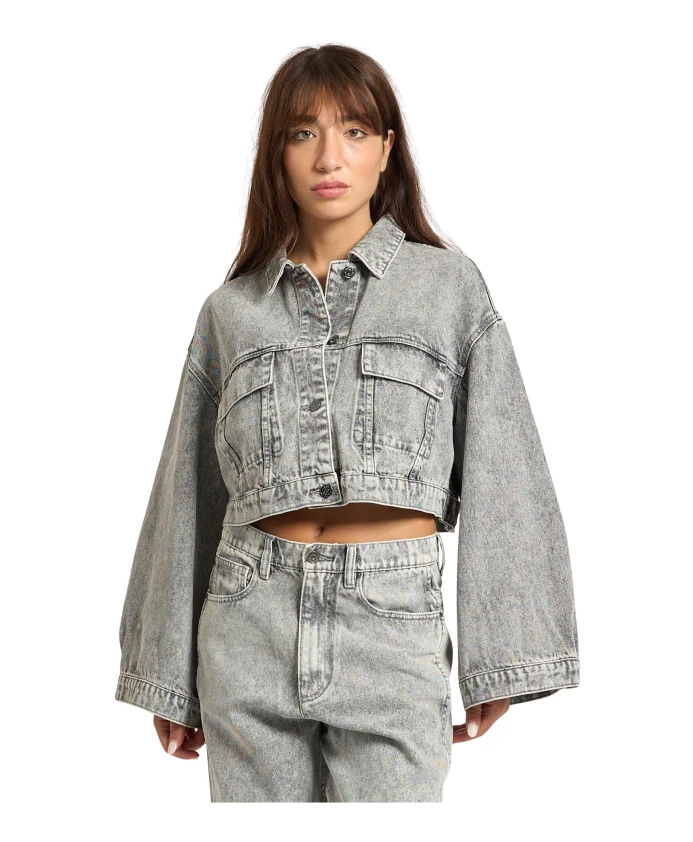 

Серая джинсовая куртка с широкими рукавами Armani Exchange, серый