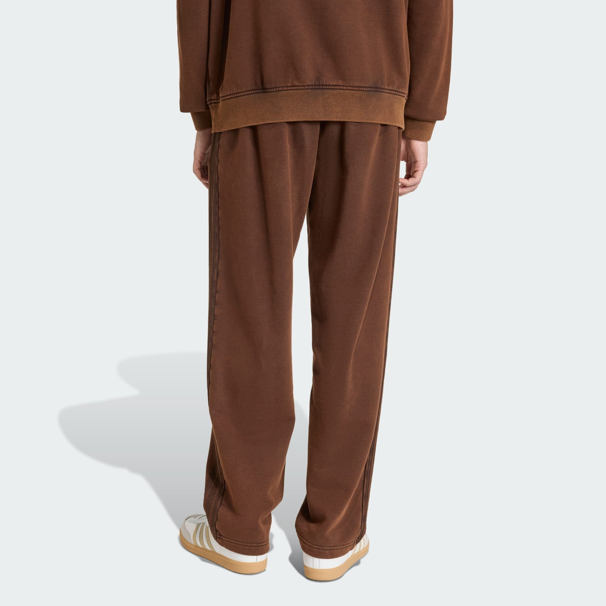Adidas Originals Широкие брюки 'Premium Essentials' в цвете Brown, Dark Brown — фото 3