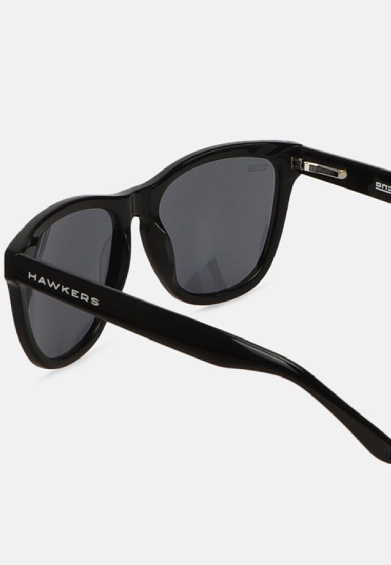 

Солнцезащитные очки Hawkers, черные