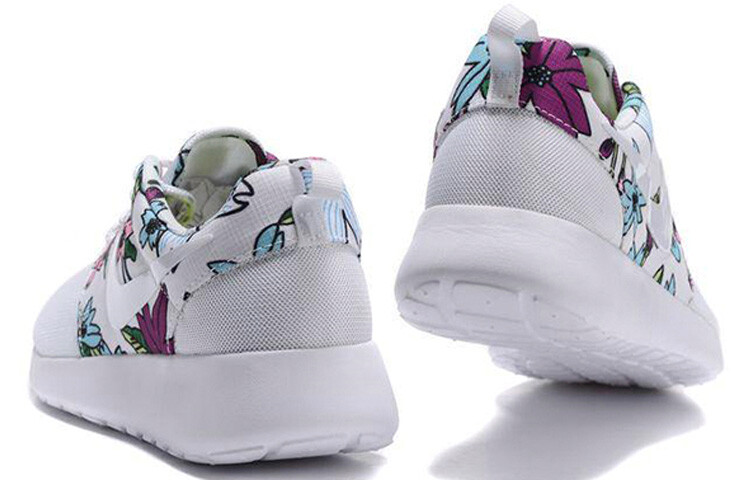 Nike Roshe Run Кроссовки женские — фото 3