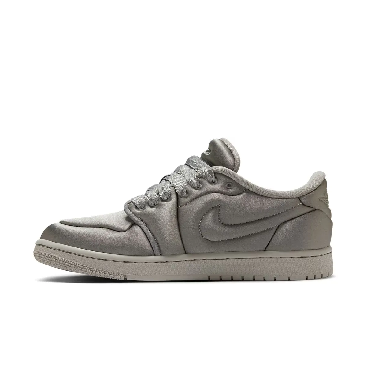 Женские баскетбольные кроссовки Air Jordan 1 MM Low Jordan, серый — фото 4
