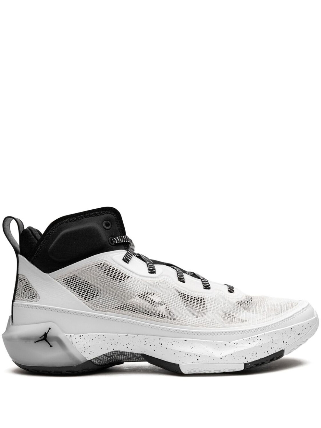 

Кроссовки Air 37 Oreo Jordan, белый
