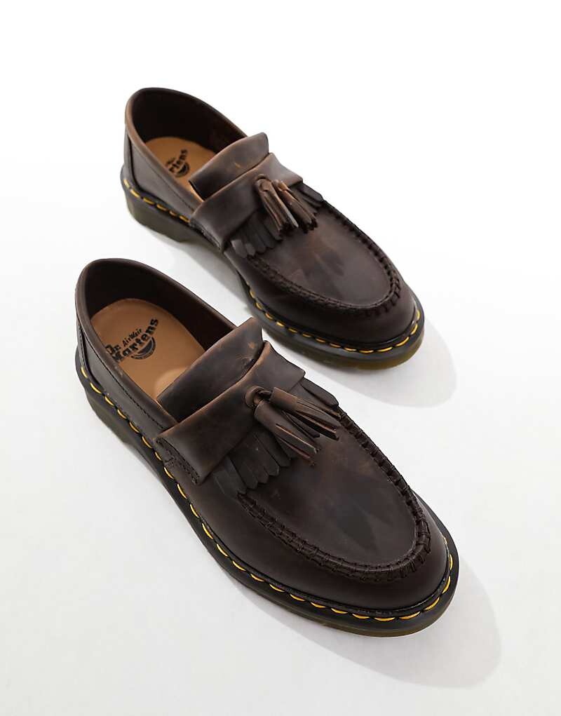 Dr. Martens - Adrian - Темно-коричневые лоферы с сумасшедшими конскими кисточками — фото 4