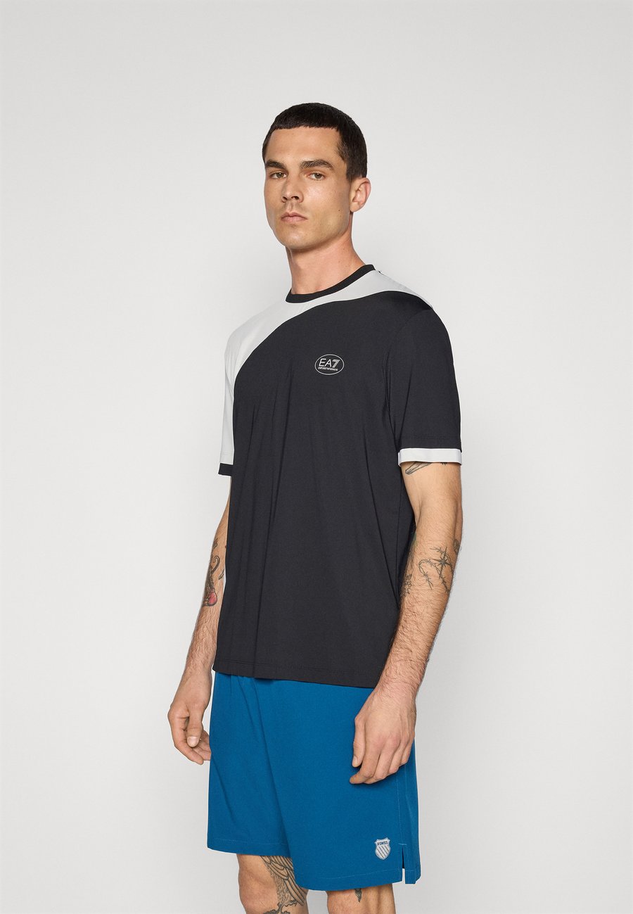 

Футболка EA7 Emporio Armani TENNIS PRO TEE COLORBLOCK, Black